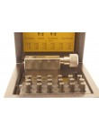 Utensile per stringere sfere e corone