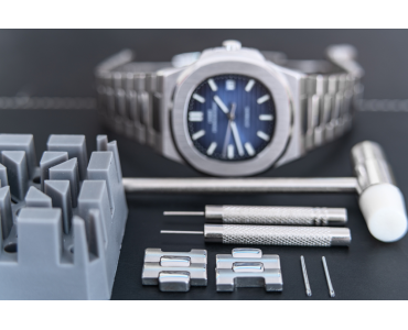 Strumentazioni specializzate per orologiai